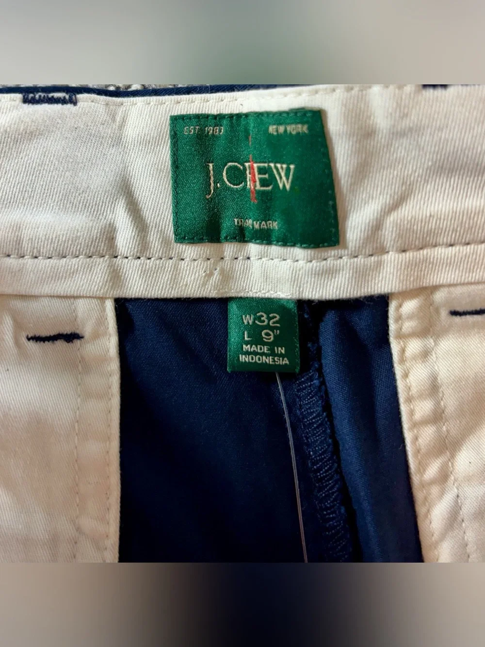 NWT J. Crew Men’s Size 32 Navy 9” Portsider Chino Shorts